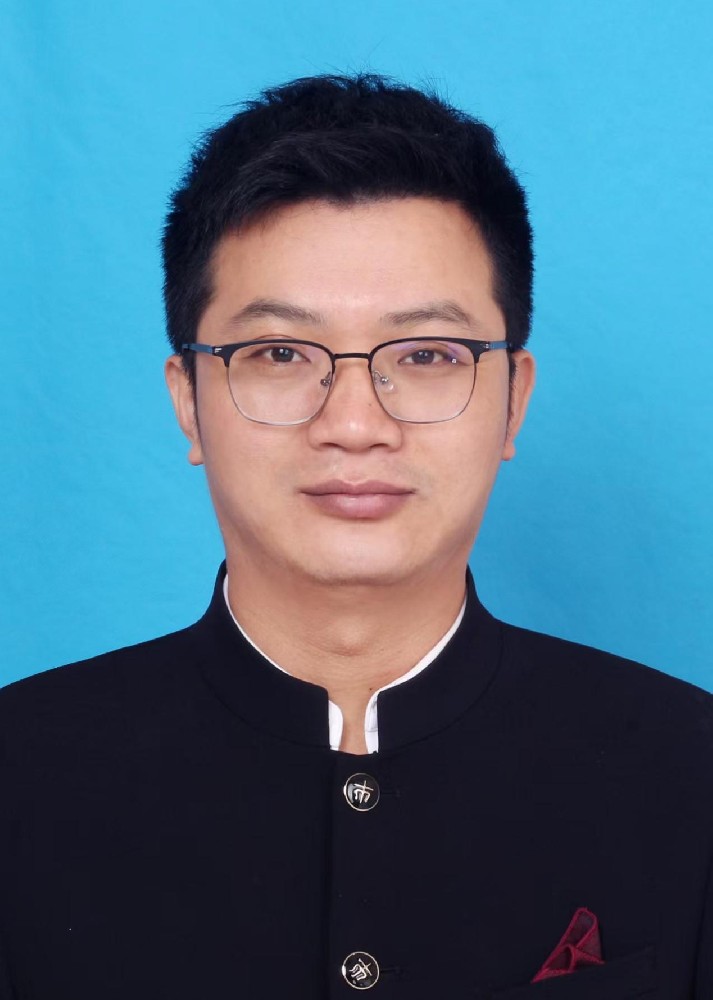 廖邦建（國(guó)瓷紅葉畫院高級(jí)畫師）